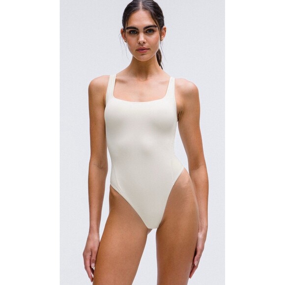 NWT Lululemon Wundermost square neck bodysuit small - Picture 1 of 4